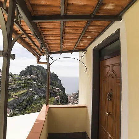 Apartament Ferriere Scala