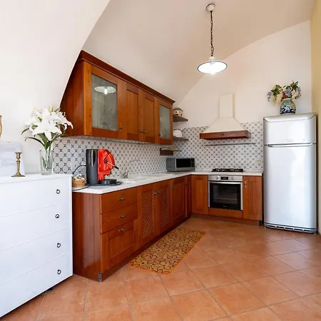 Ferriere Apartment